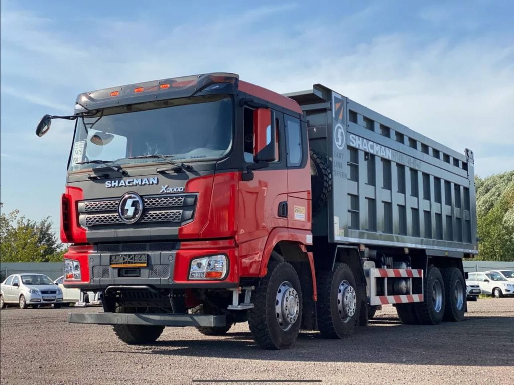 Самосвал Shacman 8X4 X3000 SX33186T366